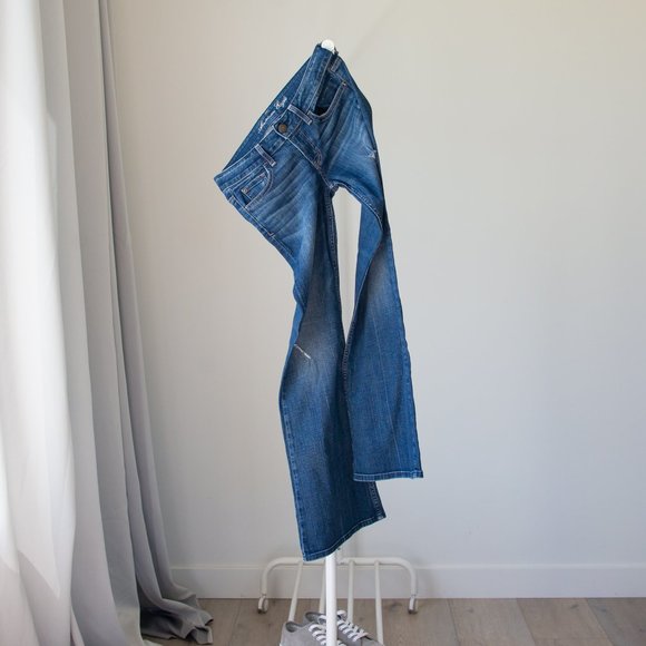 AE Hipster flare stretch dark wash Size 4R - Picture 3 of 17